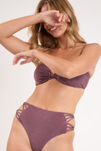 Load image into Gallery viewer, Image 07: Rio De Sol Set Set Malibu-Ebano Bandeau-Iris Highwaist-Spin-Iris