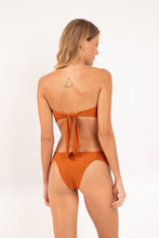 Load image into Gallery viewer, Model Back: Rio De Sol Bottom Bottom Ferrugo Baobi