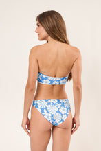Load image into Gallery viewer, Model Back: Wednesday In Hawaii By Rio De Sol Bottom Bottom Pua-Pacifica Waikiki