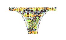Load image into Gallery viewer, Product Front: Rio De Sol Bottom Calcinha Corujas