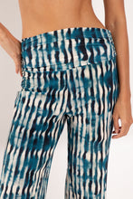 Load image into Gallery viewer, Image 10: Rio De Sol Beach Trousers Azule Murana Pants
