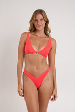 Load image into Gallery viewer, Model Front: Rio De Sol Bottom Bottom Malibu-Folia Cali
