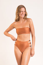 Load image into Gallery viewer, Model Front: Rio De Sol Bottom Bottom Nocciola High-Waist-Spin
