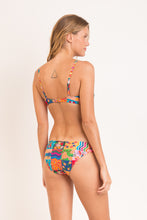 Load image into Gallery viewer, Model Back: Rio De Sol Set Set Love-Trip Bandeau-Joy Essential-Comfy
