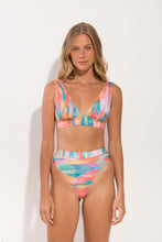 Load image into Gallery viewer, Image 08: Rio De Sol Set Set River Halter-Cos Hotpant-Cos
