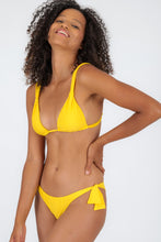 Load image into Gallery viewer, Gallery: Rio De Sol Set Set Sunflower Mel Italy
