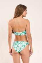 Load image into Gallery viewer, Set Pua-Valley Lani Waikiki
